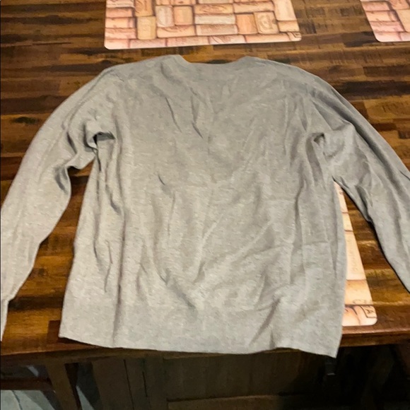Men’s large V neck sweater. - Picture 4 of 4